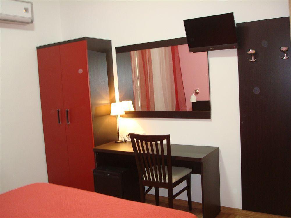B&B Manzoni Holidays โรม ภายนอก รูปภาพ