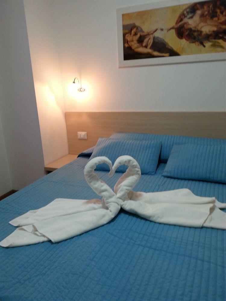 B&B Manzoni Holidays โรม ภายนอก รูปภาพ