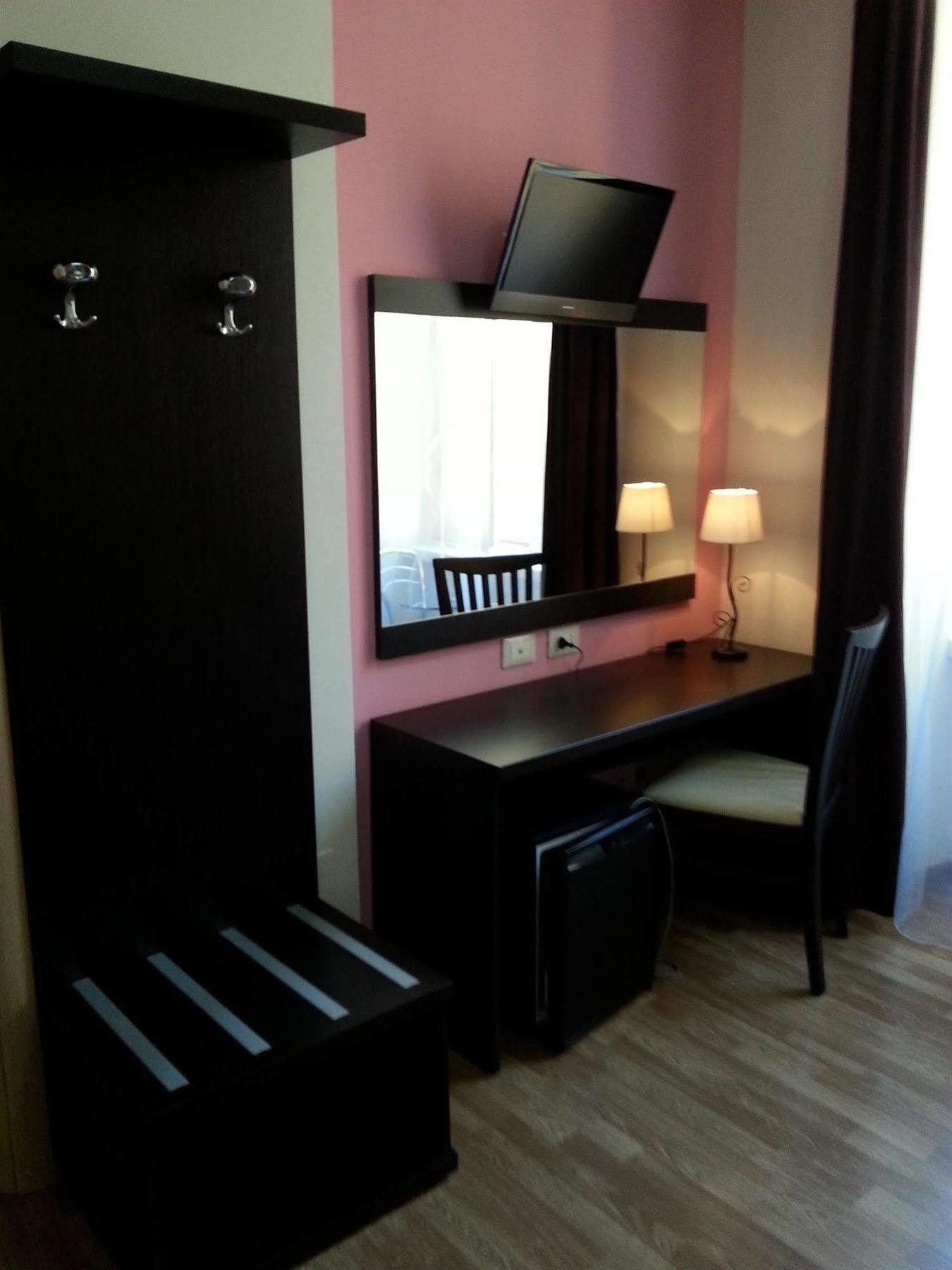 B&B Manzoni Holidays โรม ภายนอก รูปภาพ